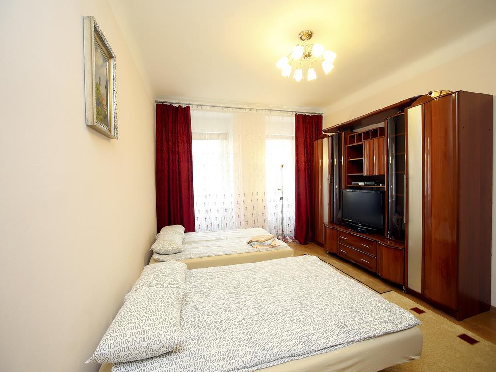 Apartman U Vridla, Ul. Trziste. Карлови Вари Екстериор снимка