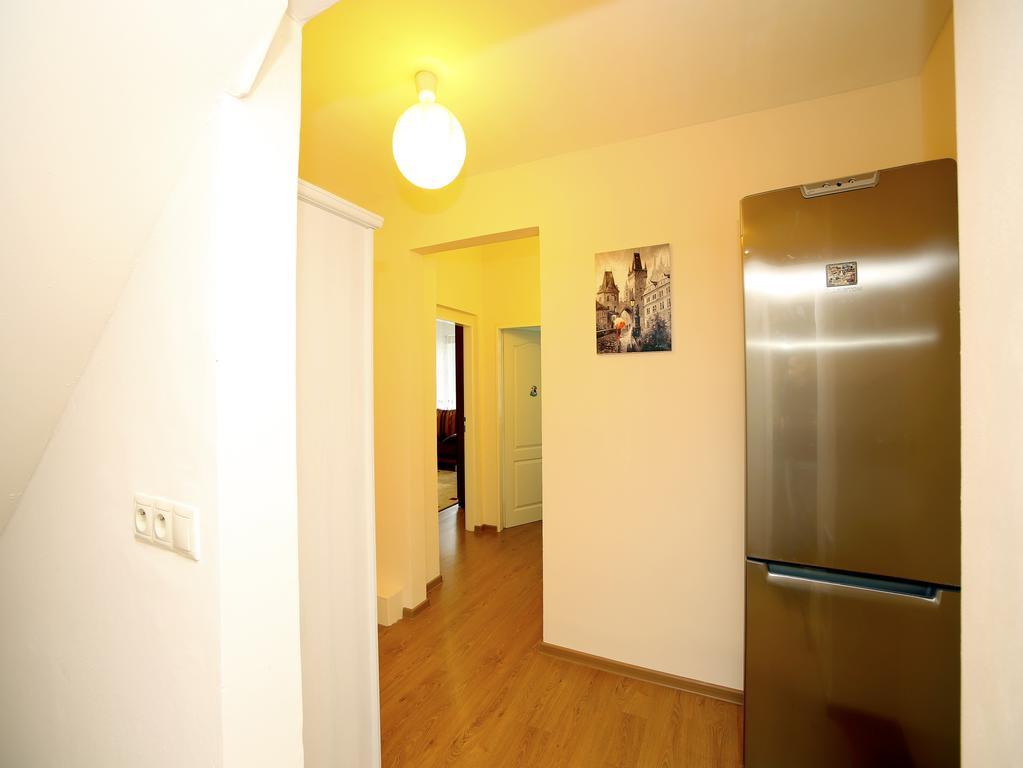 Apartman U Vridla, Ul. Trziste. Карлови Вари Екстериор снимка