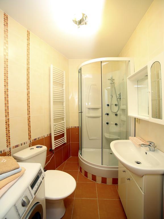 Apartman U Vridla, Ul. Trziste. Карлови Вари Екстериор снимка